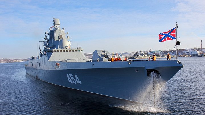 Носитель гиперзвуковых ракет Циркон прибыл к берегам США: Вслед за ним идёт атомная подлодка Казань