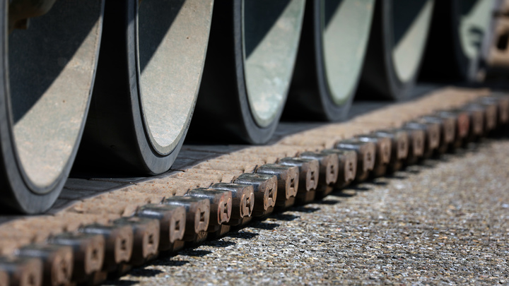 Подбитые русскими Леопарды нельзя восстановить. И это не единственная проблема ФРГ