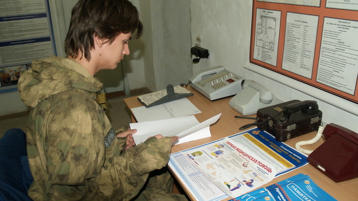 В Ростове-на-Дону строители оборудовали комфортное бомбоубежище в подвале дома с унитазами и биде