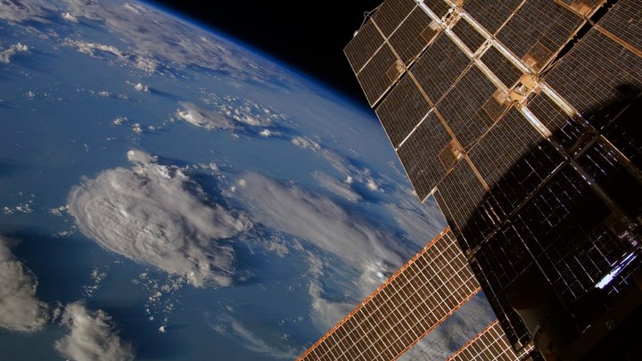 Русский учёный оценил голливудские концы света: Можно ли уничтожить планету