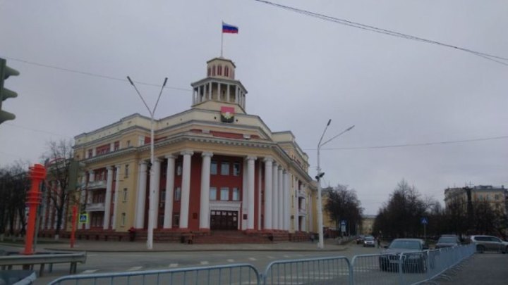 Власти Кемерова продают несколько зданий и земельный участок за 17 миллионов рублей