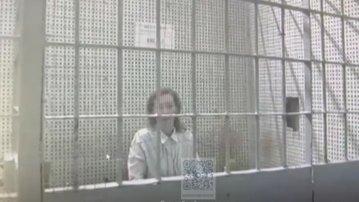 Забравшая деньги у Долиной курьер заявила, что не знала о преступных действиях мошенников