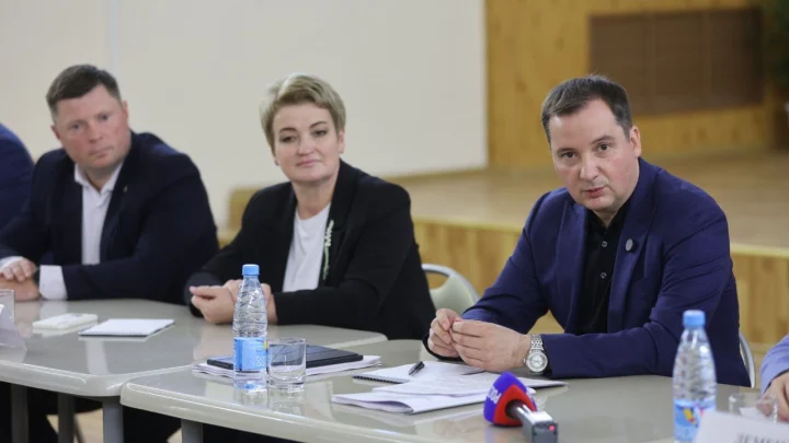Инспекция губернатора: Александр Цыбульский с рабочим визитом посетил Холмогорский округ