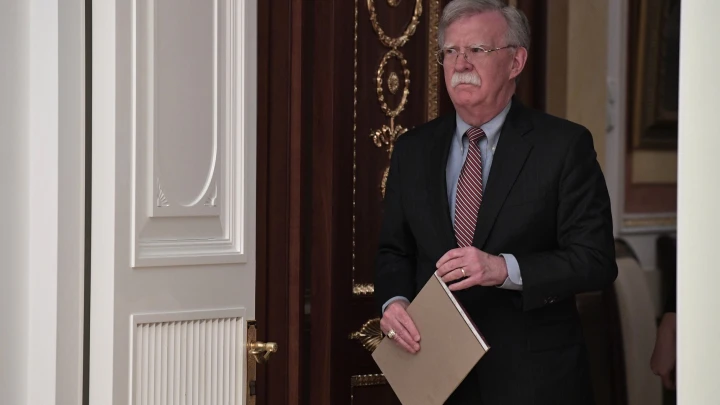 NYP: В доме бывшего советника Трампа по национальной безопасности Болтона проходят обыски