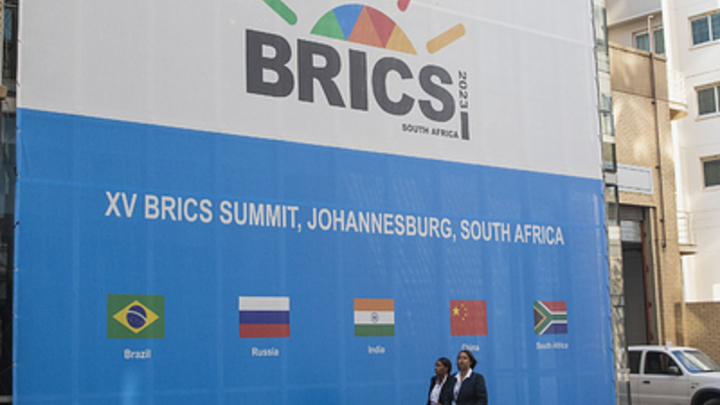 БРИКС согласовал правила расширения: Глава МИД ЮАР подтвердила принятие документа