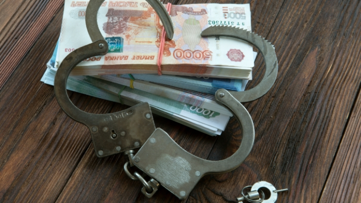 Из Екатеринбурга выдворят мигрантов-трансвеститов, организовавших бордель