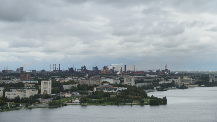 Почетными гражданами Нижнего Тагила стали депутат и историк УВЗ