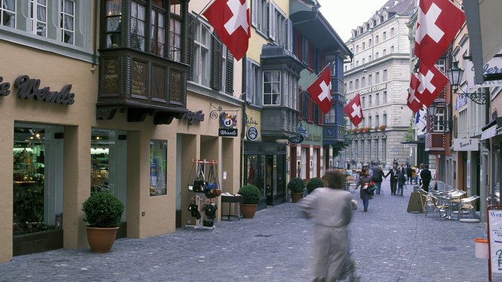 Швейцария ответила отказом на просьбы об оружии для Украины