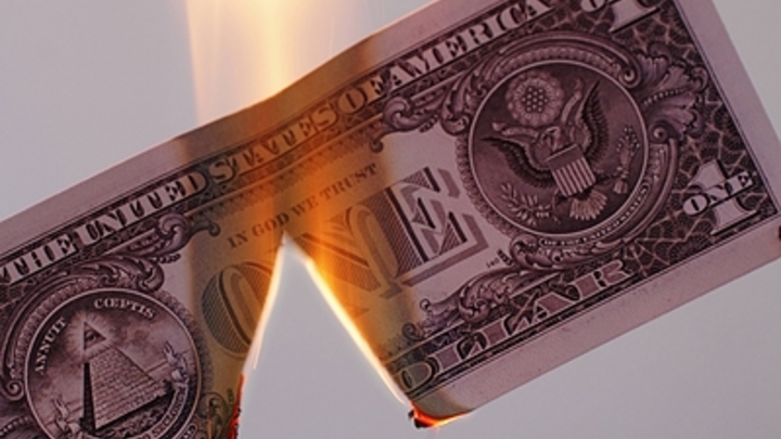 Увлекательно сгорят: Хазин предсказывает незавидную судьбу беглым олигархам