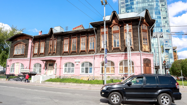 Глава центра по охране исторического наследия Екатеринбурга попросил не выявлять новые памятники