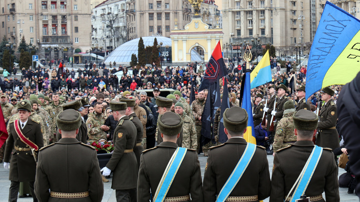 Тайна Бахмута. Как и на чём зарабатывает Министерство обороны Украины