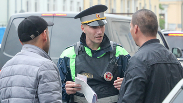 Перешёл на светлую сторону силы: Дарт Мол разрулил ДТП в Петербурге