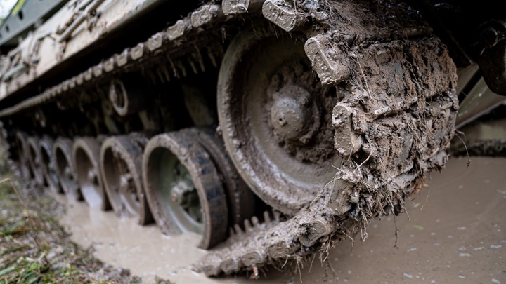 Бойня за фланги. В зоне риска - Бахмут: Что происходит на фронтах СВО