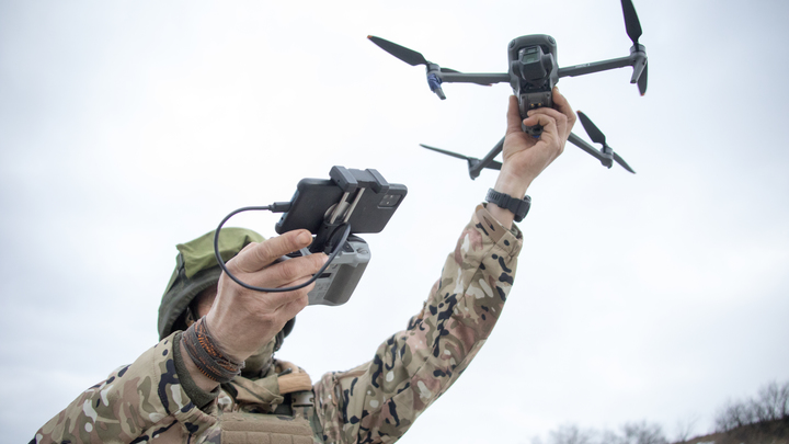 Росгвардия выпустила первых операторов дронов-камикадзе: Под новый набор программу переработают