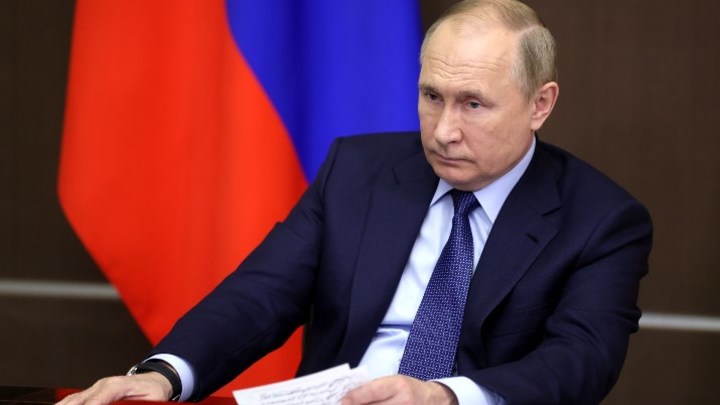 Путин призвал жестко спрашивать с тех, кто пренебрегает жизнью шахтеров
