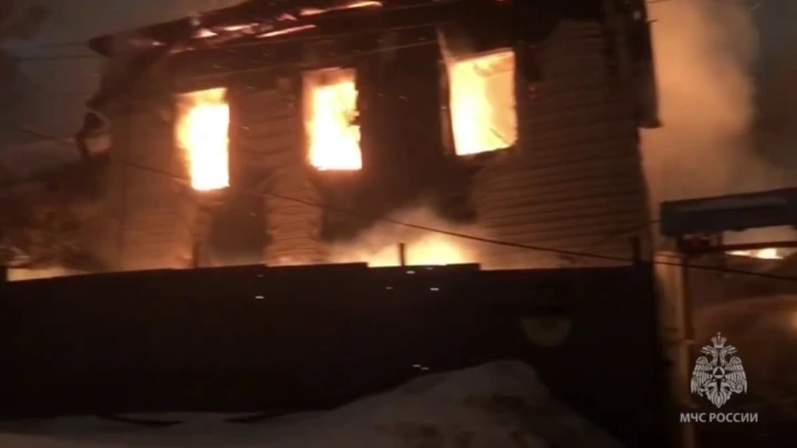 Прокуратура проверяет обстоятельства взрыва после падения наледи в Подмосковье