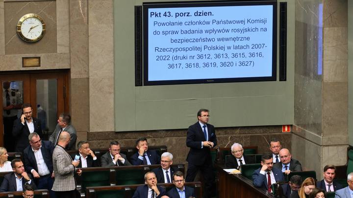 Экс-президент заявил о готовящихся в Польше терактах после выборов