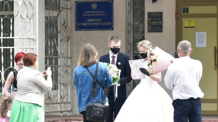 Владимирский Дворец Бракосочетаний уберут с улицы Растопчина
