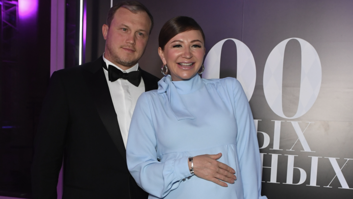 ФНС разблокировали счета Блиновской. Задолжавшей 900 млн рублей простили воровство?