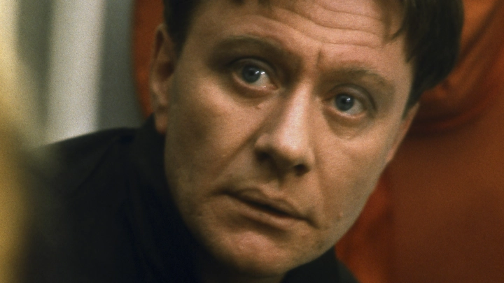 Актёр Миронов скрывал от публики тайную болезнь. Завесу приоткрыл Долинский