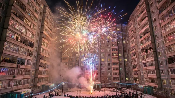 Штраф до 50 тысяч и тюрьма: МВД вводит запреты на фейерверки в Москве