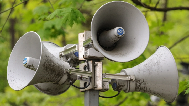 Без паники – всё по плану: Сирены завыли о всей России. Волноваться не следует