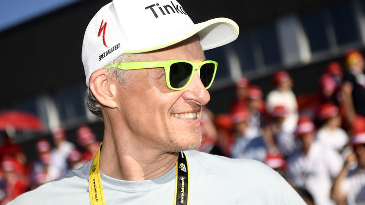 Тиньков вернулся домой: Подноготную олигарха открыл Делягин