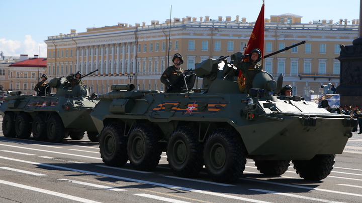 Появилось видео встречи войск России под Харьковом: Храни вас Бог, пацаны!