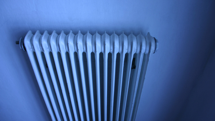 Как отмыть батареи за минуту: Гениальное приспособление из подручных средств