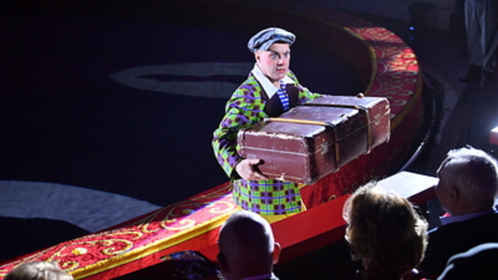 А как же чемодан, вокзал? Украинцев призвали бежать из России