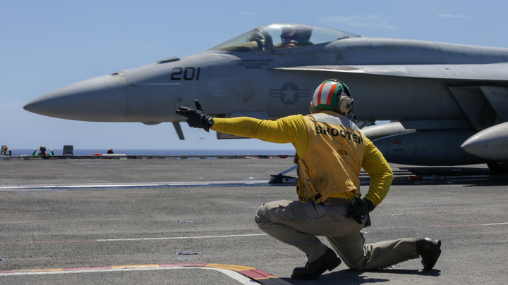 Украина не получила обещанные Западом самолёты: Вместо помощи конструктор сделай сам