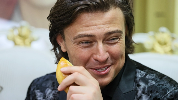 Из грязи в князи: Прохор Шаляпин ответил жене Петросяна на её снобизм в адрес девушек из народа