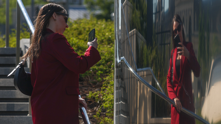 А теперь код из СМС: Аферисты стали прибегать к медицинским схемам