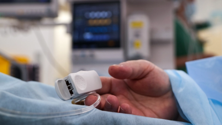 Русский боец выжил после выстрела из танка на СВО и очнулся в морге