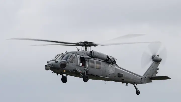 Истребитель и вертолет США один за другим разбились в Южно-Китайском море