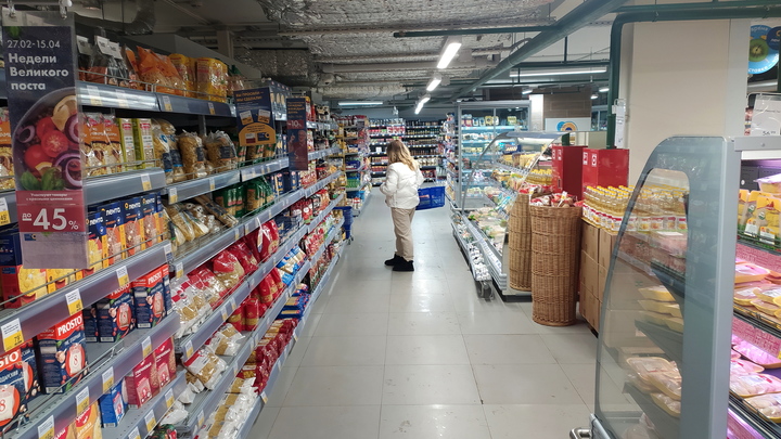 Рис за 500 рублей – реальность: в Петербурге возмущены ценами на продукты