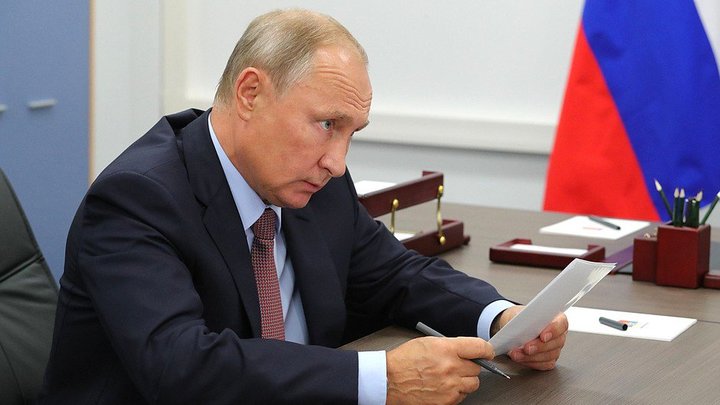 Путин одобрил начало проектирования ВСМ Москва - Петербург, сообщили в Кремле