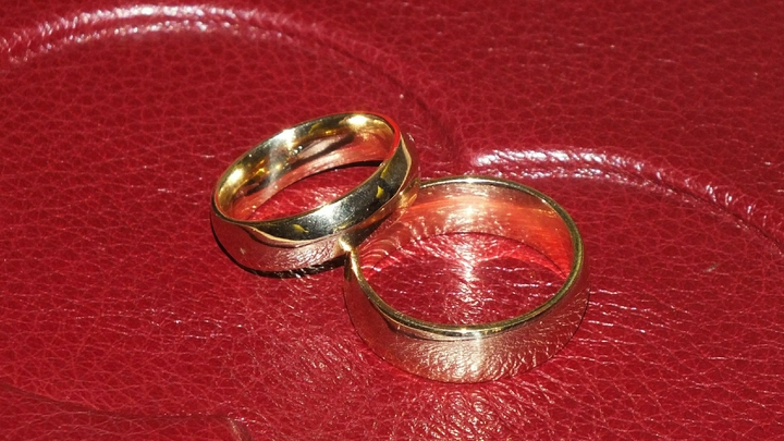 В Москве воссоздают дни свадеб: Как в столице чествуют супругов-юбиляров