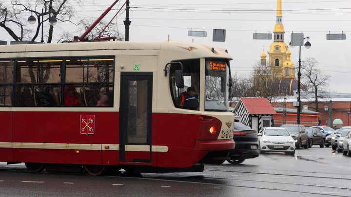 ДТП в Купчино на время изменило маршруты трамваев