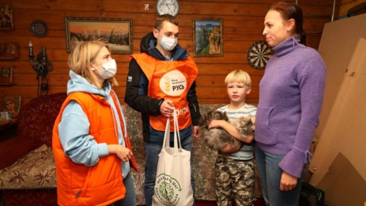 Бедным жителям Ивановской области к Новому году привезут 350 благотворительных корзин доброты