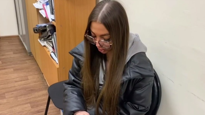 В Брянске 22-летнюю девушку задержали за сожжение паспорта
