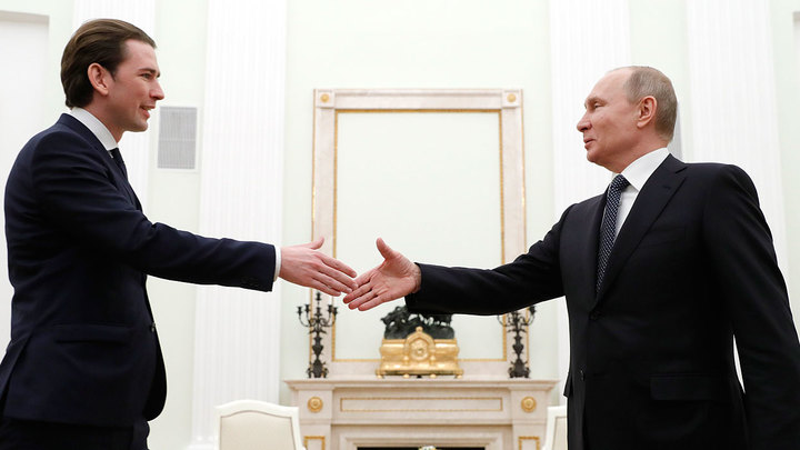 Зачем Курц приехал к Путину