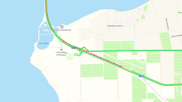 На Крымском мосту снова образовалась 3,5-километровая пробка