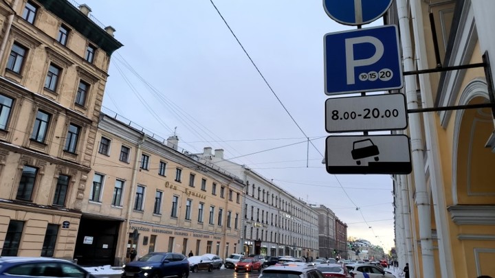 Юрист Адамс предупредил о новых штрафах: Что изменится в ПДД с 1 января