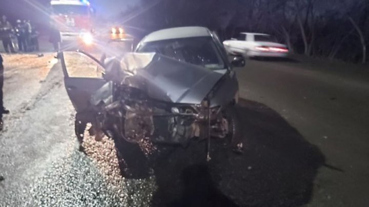 Водитель иномарки погиб при столкновении со столбом в Кузбассе
