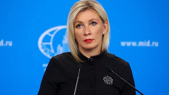 Захарова посмеялась над странным обращением Байдена к американцам