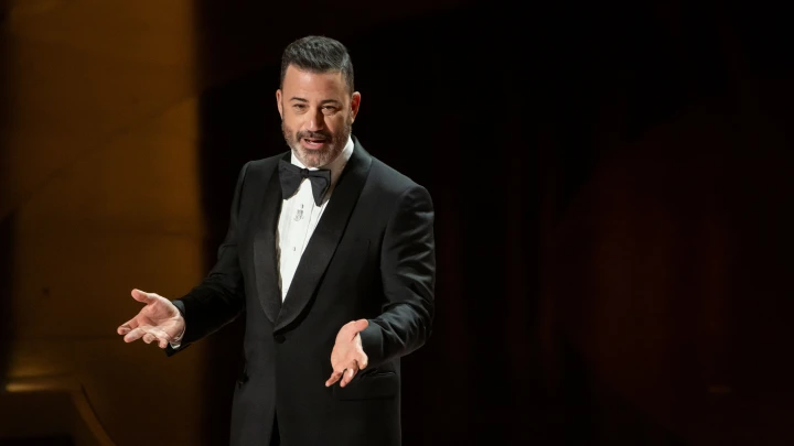 Прекрасные новости: Популярное в США шоу закрыли после скандальных 30 секунд эфира. Вот что сказал ведущий про Трампа