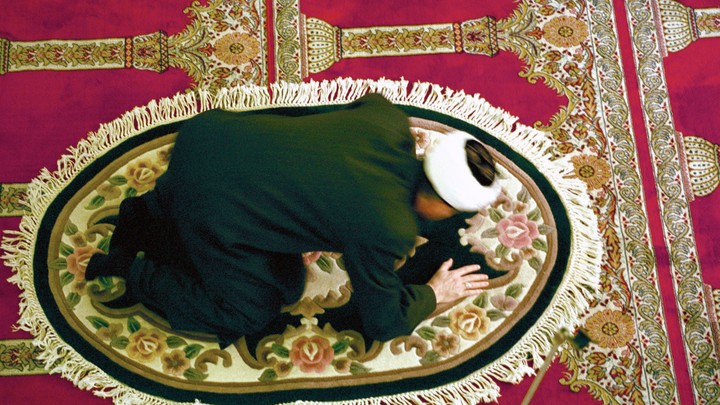 Им нужно молиться: В Новой Москве может появиться ещё одна точка притяжения для мигрантов