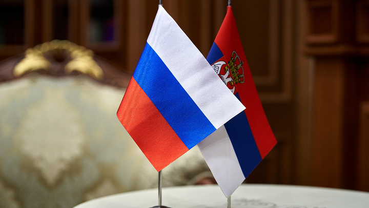 Дорогие русские братья, мы всегда будем с вами!: В Белграде прошла акция в поддержку России