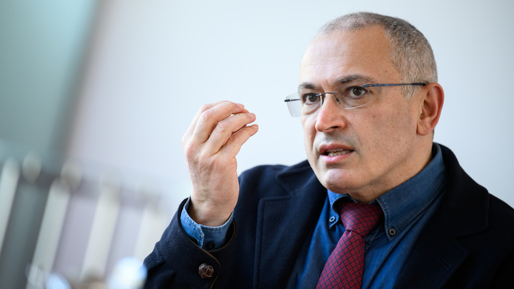 Над выборами президента России нависла тень беглого олигарха: СВО хотят свернуть